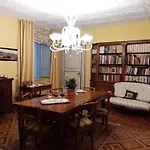 Oda ve Kahvaltı Luxury '700 4*