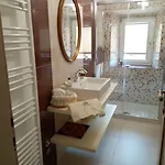 Oda ve Kahvaltı Luxury '700 4*