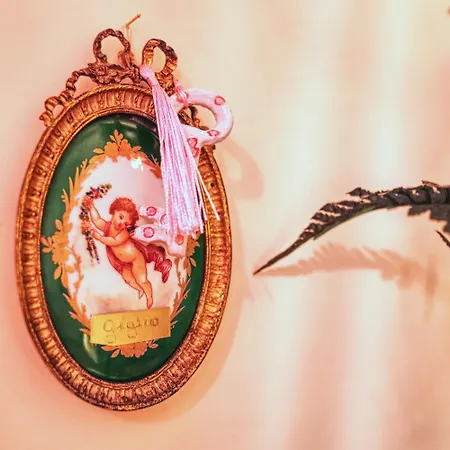 Luxury '700 Bed and breakfast 4*