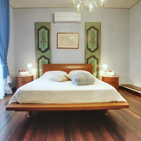 Bed & Breakfast Luxury '700 *