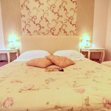 Luxury '700 Couette-café Ascoli Piceno