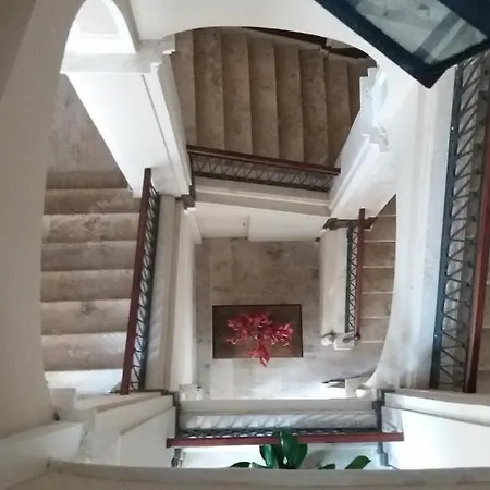 Oda ve Kahvaltı Luxury '700
