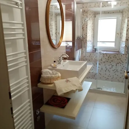 فندق مبيت وإفطار Luxury '700 4*