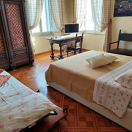 Luxury '700 Oda ve Kahvaltı 4*