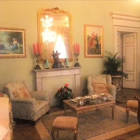 Bed & Breakfast Luxury '700 *