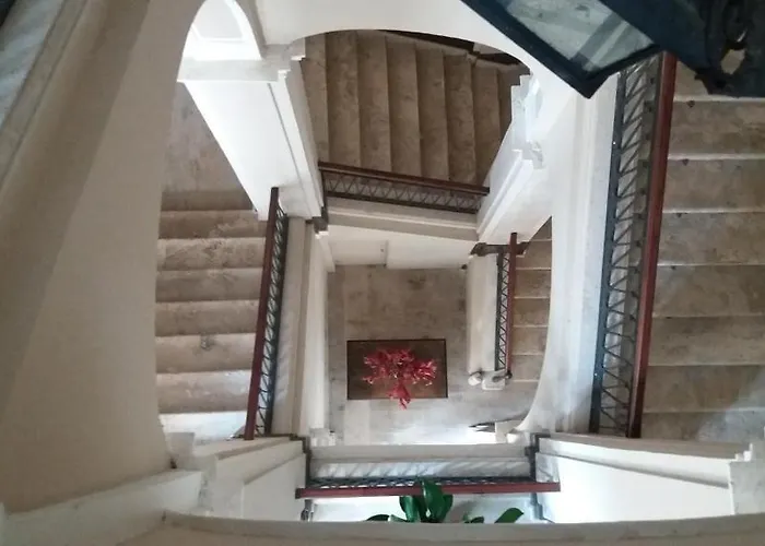 Bed & Breakfast Luxury '700